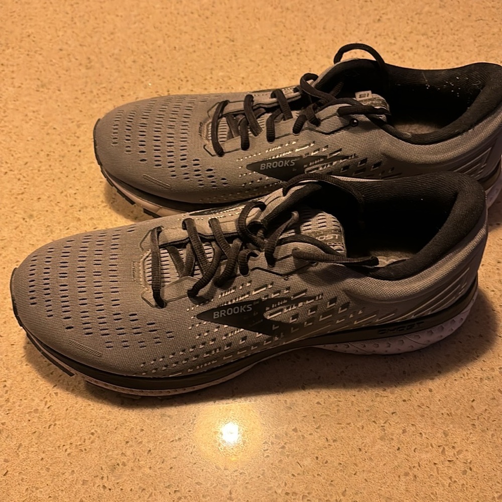 Brooks Men’s Ghost 13. Size 12.5 2E